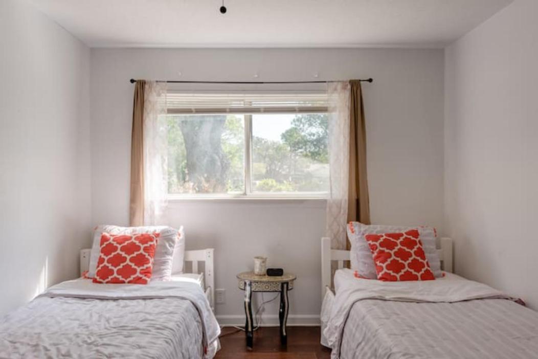 Oasis 3 Near Dfw Airport With Mediterranean Setting Irving Exterior photo
